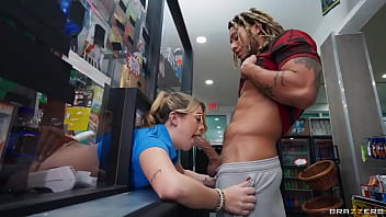 Bodega Babe Bodycount: Ashley Alexander Unleashed – Use Code Xvpromo For Exclusive Brazzers Access