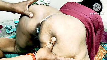 Desi Aunty Gets Her Tight Pussy Stretched By The Horny Neighbor Boy
