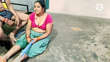 Indian Mom’s Tight Wet Pussy Getting Pounded Hard