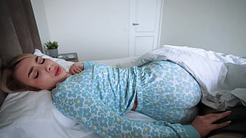 My Filthy Stepmom Wakes Me Up With Her Mouth Wrapped Around My Morning Wood.