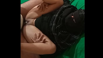 Desi Muslim Aunty Gets Ravished By Her Lover In Hindi