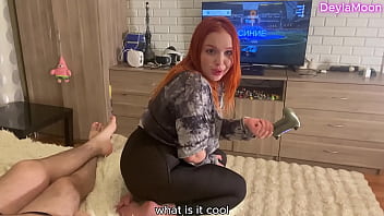 Stepmom Deylamoon Gets Distracted By Stepson’s Joystick: Gaming Session Turns Wild