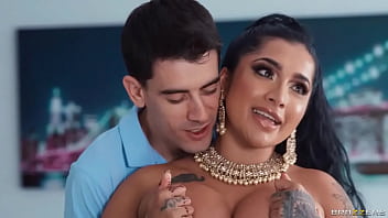 When Yasmina And Aaliyah Get Together, They Forget Everything Else
