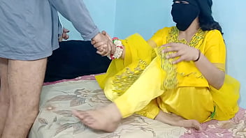 Desi Bhabhi In Yellow Sari Rides Hard, Taking Every Inch Bareback In Cowgirl And Reverse
