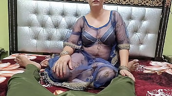 Sizzling Desi Bhabhi Ne Devar Ka L*nd Apne M*uh Mein Le Kar Ch*sa Aur Apni G*nd Chudvai, Zabardast Blowjob Hindi Audio