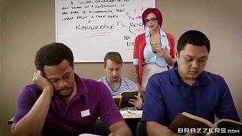 Anna Bell’s Backdoor Brazzers Debut: Unrestrained Anal Ecstasy