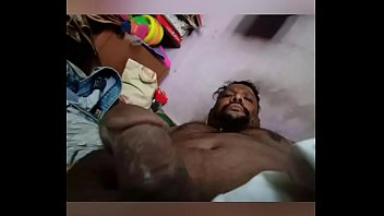 Tamil Stud’s Skilled Hands Work Sri Lankan Cock To A Throbbing Climax