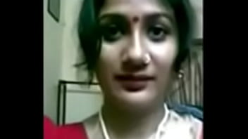 Buxom Bengali Housewife With Luscious Curves And A Sultry Gaze