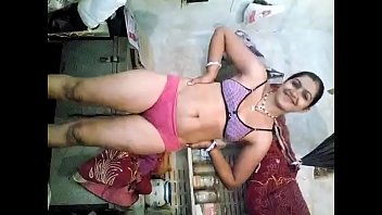 Spicy Desi Babe Gets Down To A Sizzling Tadka Beat