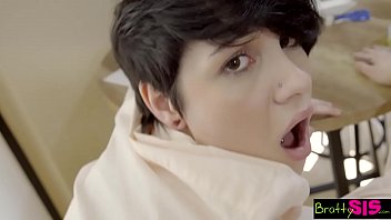 Spoiled Brat Gets Railed By Her Stepbrother In Mom And Dad’s Bed