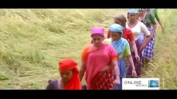 Mallu Aunty Kanakalatha’s Luscious Desi Curves And Tempting Hot Boobs