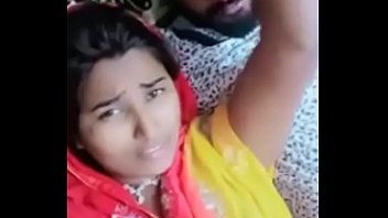Busty Desi Babe With Curves That’ll Drive You Wild