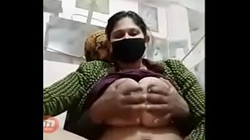 Curvaceous Indian Bhabhi With Voluptuous Melons