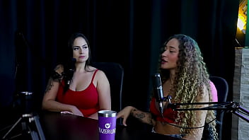 Bruninha A Surfistinha: De Exibida A Devassa, Com O Apoio Da Mãe, Ela Fez Uma Live Quente Sobre O Vazamento E Transou No Barco