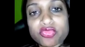 Sultry Indian Desi Bhabi With Curves That Drive Men Wild