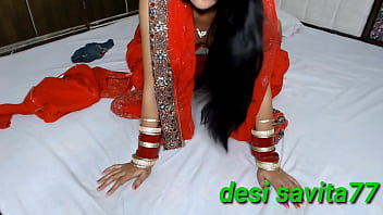 अपने मोटे लंड से जल्दी चोदो, अब रहा नहीं जाता, भाई आने ही वाले हैं। कोमल की साफ हिंदी आवाज में बोलने के बाद देवर ने जोर से पेल दिया।