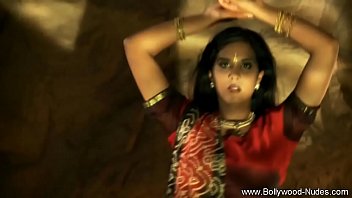 Savage Indian Princess Sheds Her Silks To Reveal Every Glorious Inch