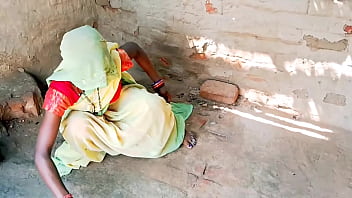 Desi Randi Ki Chikni Sharami Mein Mota Lund Se Gand Marwane Ka Maza, Dehati Biwi Ki Sexy Dress Faad Ke Pure Andar Tak Ghusa Hua Anal Chudai Ka Jhakaas Hindi Webseries