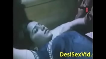 Sizzling Indian Bhabhi’s First Night Of Passion: A Steamy Suhagraat Encounter