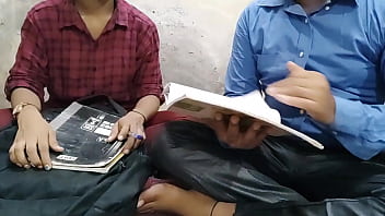 कॉलेज की नटखट छात्रा ने पढ़ाई में लापरवाही दिखाई तो सख़्त टीचर ने उसे ज़बरदस्त चोदकर सबक सिखाया