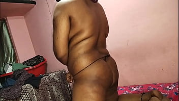 भाई ने अपनी 18 साल की सगी बहन को जबरदस्त चोदा