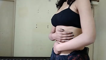 Saree-clad Bhabhi’s Sultry Pleasures
