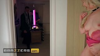 Lana Harding’s Tight British Pussy Gets Stuffed Full Of Thick Cock While The World Sleeps