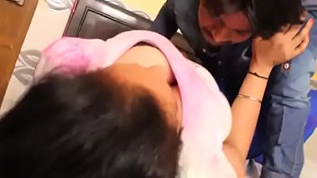 Curvy Indian Auntie’s All-natural Busty Show