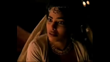 Busty Indian Babe Gets Double Penetrated In Steamy 1.3gp Video
