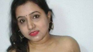 Sizzling Desi Beauty Bares All In Exclusive Xhamster Debut