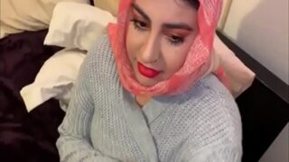 Voluptuous Bangladeshi Milf’s Steamy Rendezvous With Her Secret Lover