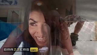 Jasmine Sherni Gets Ravished In A Scorching Threesome With Violet Myers And Dwayne