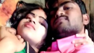 Countryside Sweethearts: Raw And Uncut