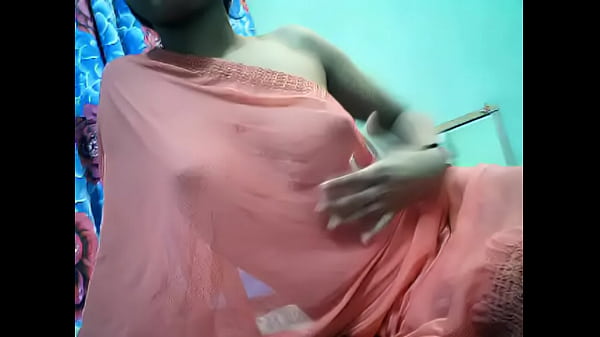 Sizzling South Asian Webcam Queen Reveals Her Luscious Curves