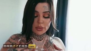 Valentine’s Vixen Demands Payment In Hard, Throbbing Cock – Unlock Your Brazzers Discount With Xvpromo