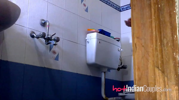 Steamy Shower Fuck: Shilpa Raghav’s Wild Indian Couple Session