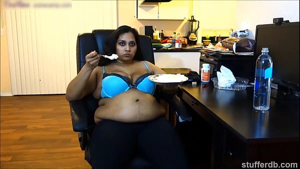 Sultry Desi Rose Craves A Sweet, Creamy Slice Of Pie.