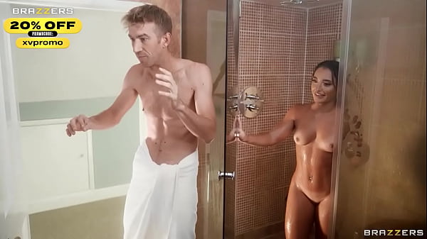 Anal Delight: Sara Diamante’s Steamy Brazzers Scene – Unlock Exclusive Savings With Code Xvpromo