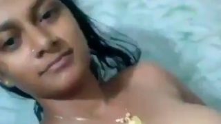 Sultry Desi Babe’s Naked Mms Scandal