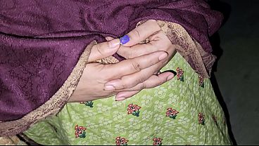 Curvy Aunty’s Huge Melons Get A Steamy Amateur Rubdown With Dirty Hindi Whispers, Netu And Hubby’s Hot Desi Boobs Massage Mms