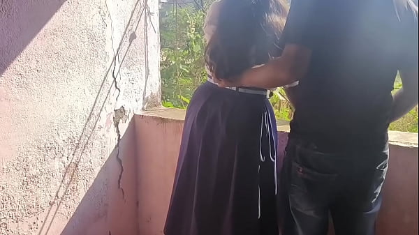 गांव की नादान लड़की को ट्यूशन टीचर ने शहर में सिखाए जंगली जवानी के सबक।