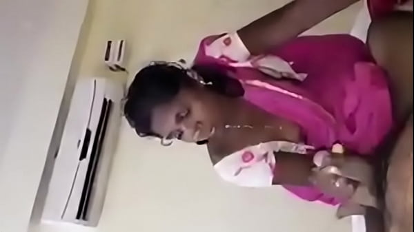 Sizzling Desi Auntie’s Mouthwatering Deep Throat Delight