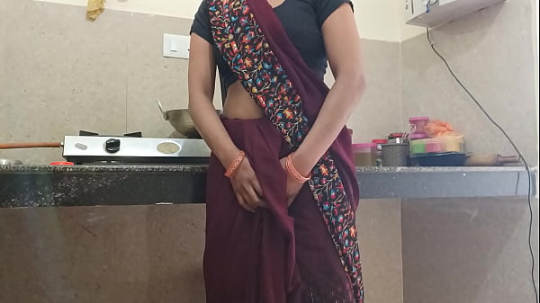 Sizzling Indian Village Bhabhi Gets Wild In The Kitchen With Clear, Moaning Hindi Audio