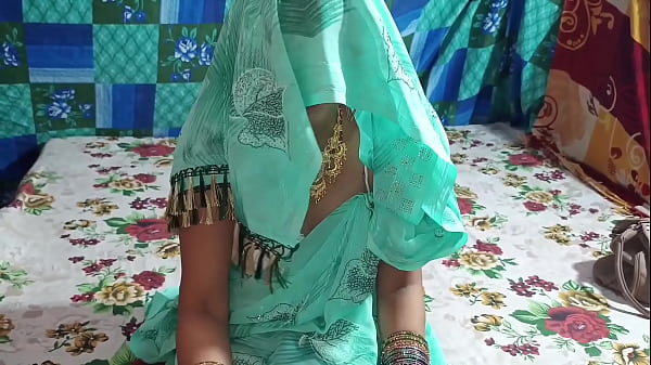 ससुर ने बहू को अकेले कमरे में बुलाया और बहू उसका लंड पकड़कर चुपचाप रह गई
