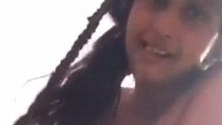 Sultry Sri Lankan Slender Beauty Caught Riding Wild