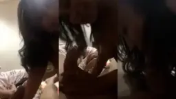 Mengisap Kemaluan Pria Dengan Penuh Nafsu