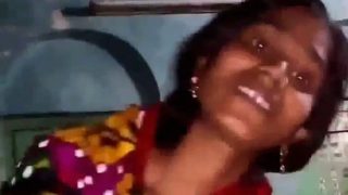 Rural Indian Amateur Handjob Clip Featuring A Rustic Temptress