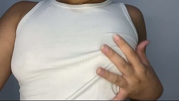 Masturbación De La Madrastra Con Orgasmo Explosivo En El Día De La Madre