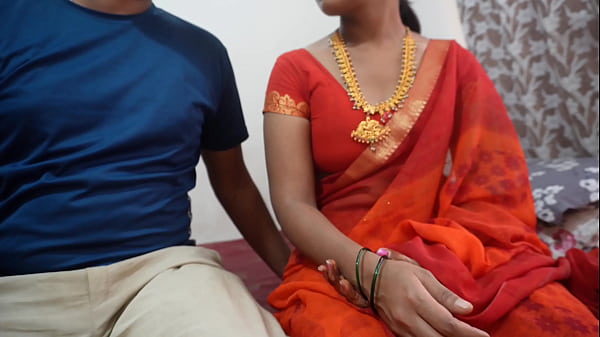 25 साल की नाजुक टीचर ने अपने जवान स्टूडेंट के साथ जोशीली रात बिताई हिंदी ऑडियो