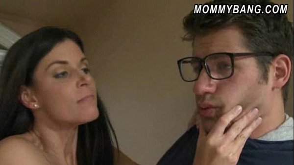 Steamy Sapphic Showers: India Summer And Melanie Raine’s Wet Bathroom Tryst